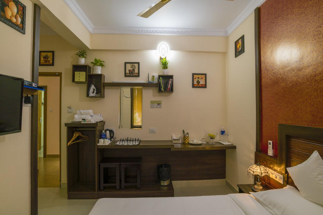 Blue Bell Cochin Airport Hotel Nedumbassery Kültér fotó