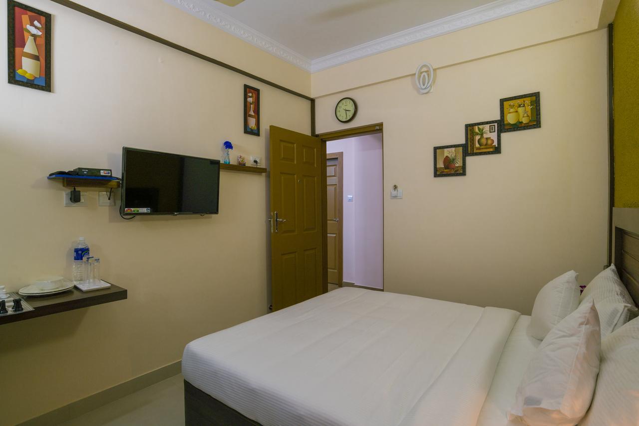 Blue Bell Cochin Airport Hotel Nedumbassery Kültér fotó