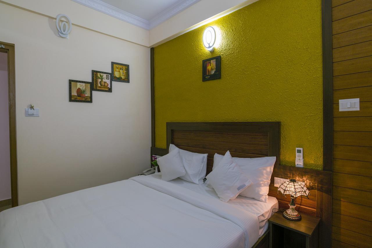 Blue Bell Cochin Airport Hotel Nedumbassery Kültér fotó
