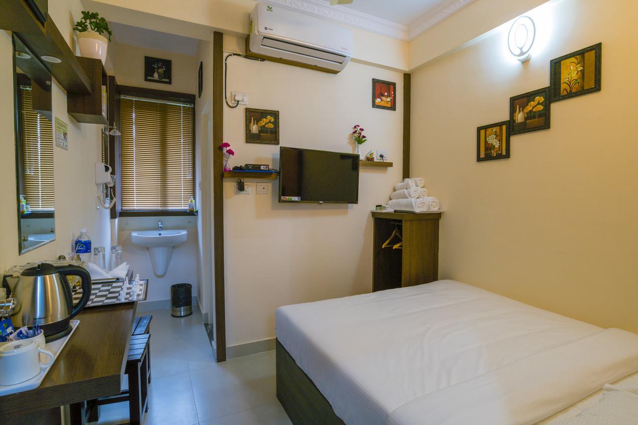 Blue Bell Cochin Airport Hotel Nedumbassery Kültér fotó