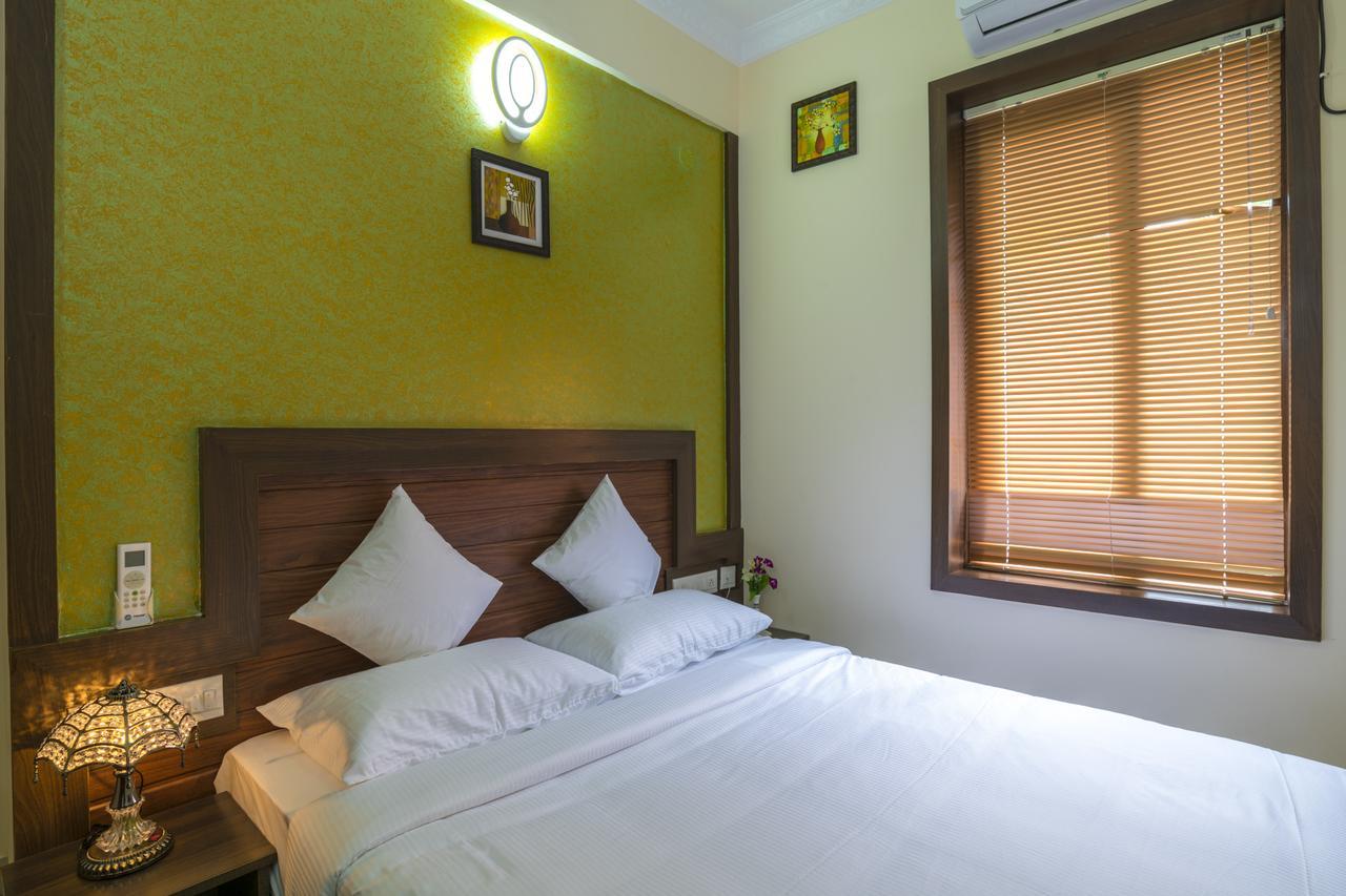 Blue Bell Cochin Airport Hotel Nedumbassery Kültér fotó