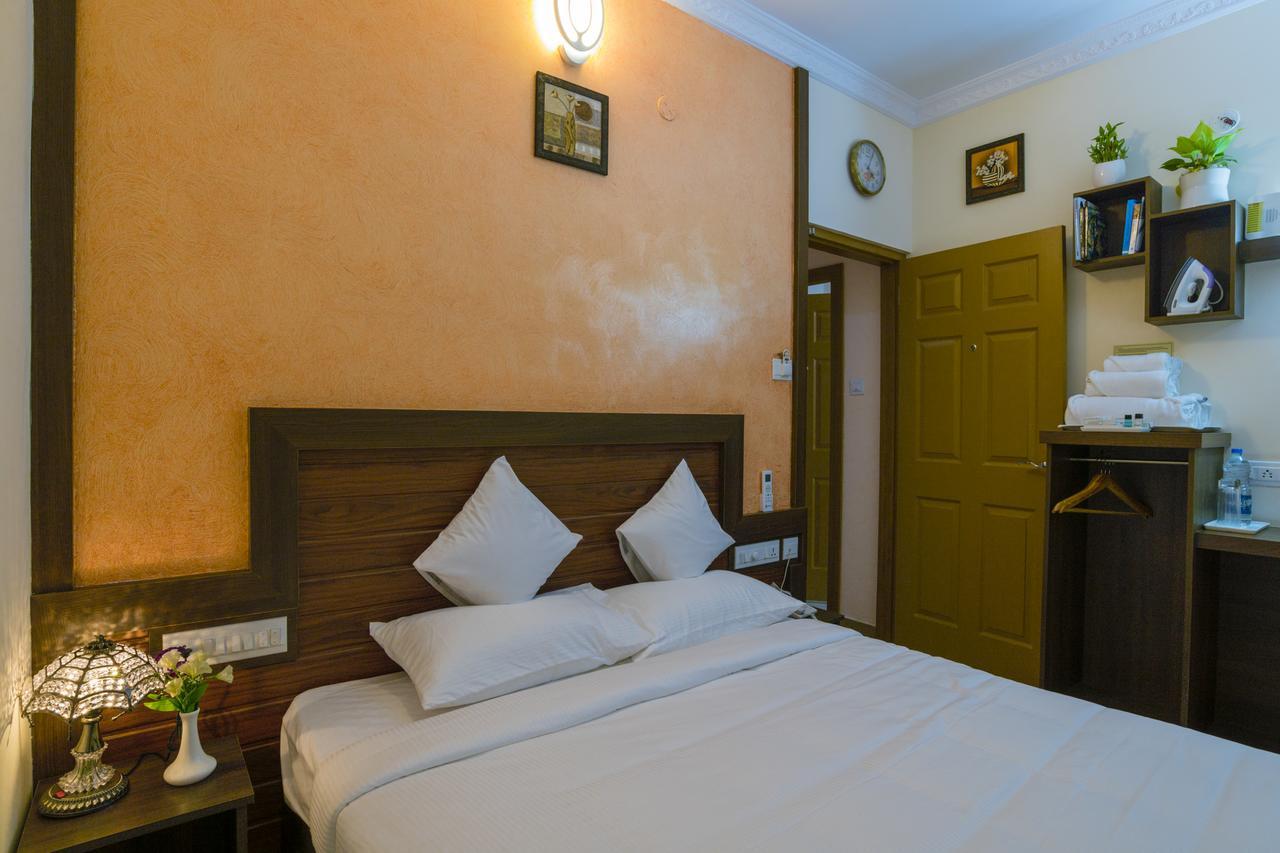 Blue Bell Cochin Airport Hotel Nedumbassery Kültér fotó