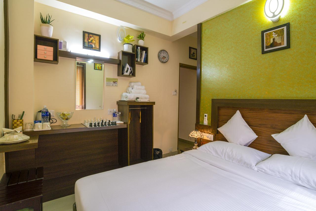 Blue Bell Cochin Airport Hotel Nedumbassery Kültér fotó